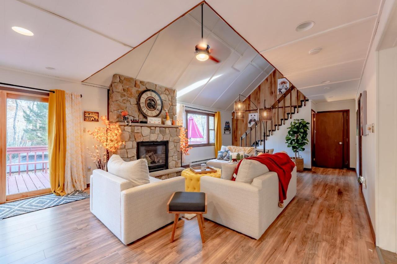 Luxurious House With Largest Hot Tub & Perfect Retreat! Villa Lake Harmony Exterior photo