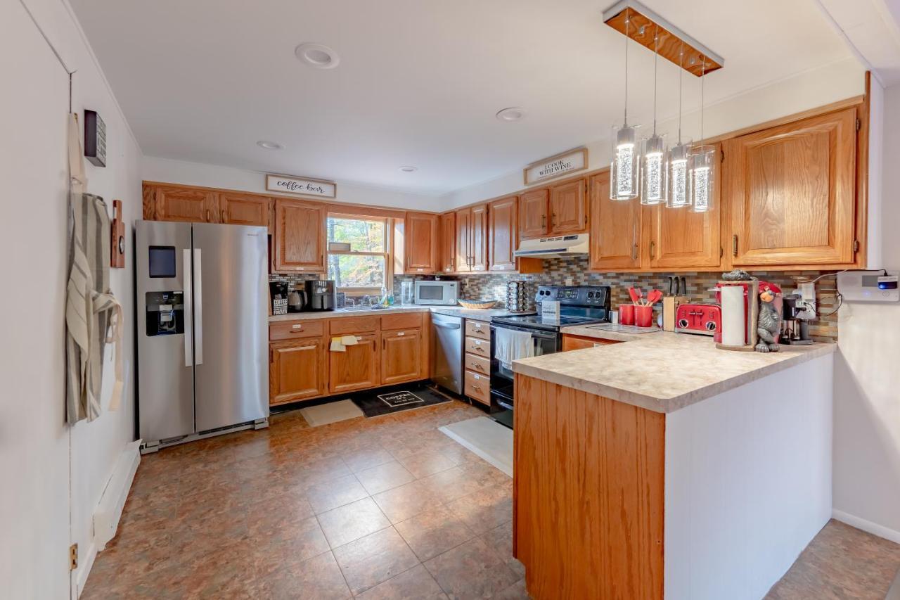 Luxurious House With Largest Hot Tub & Perfect Retreat! Villa Lake Harmony Exterior photo